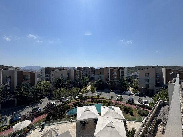 NEF ÇAMLITEPE' DE KİRALIK 1,5+1 BOŞ, HAVUZ CEPHE