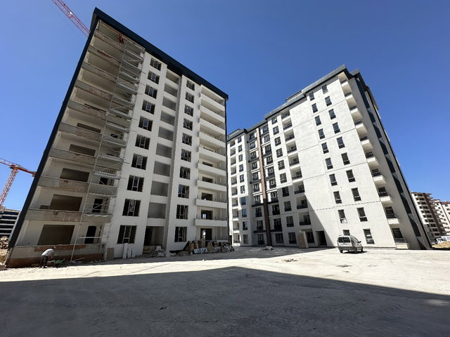 RE/MAX DOĞU'DAN ÇAYDAÇIRA MAHALLESİ ARAKAT 3+1 SATILIK DAİRE