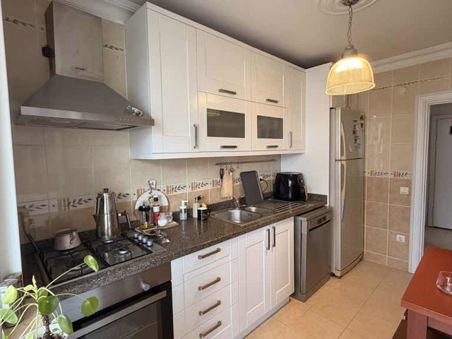 PENDİK YENİMAHALLE’DE BAHÇE KULLANIMLI GENİŞ BALKONLU 3+1 KİRALIK DAİRE