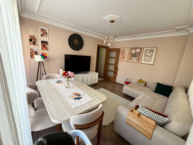 ESENKENT MAHALLESİNDE MERKEZİ KONUMDA KİRALIK 1+1 DAİRE