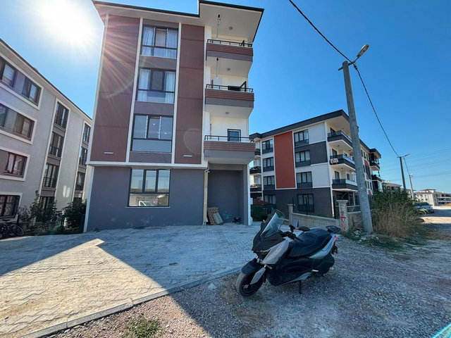 ÇİFTLİKKÖY KELEBEKÇAYIRINDA 2+1 SATILIK SIFIR DAİRE