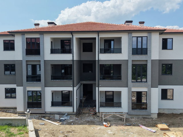 ARİFİYE NEVİYEDE FEN LİSESİ KARŞISI BALKONLU 94 M2 2+1 ARAKAT SIFIR DAİRE