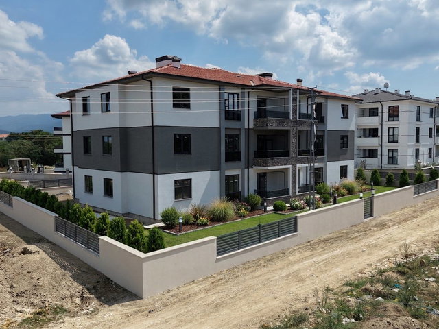 ARİFİYE NEVİYEDE FEN LİSESİ KARŞISI BALKONLU 94 M2 2+1 ARAKAT SIFIR DAİRE