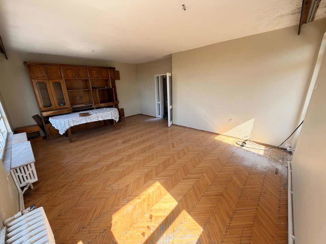 ÇANKAYA UĞURMUMCU SOK.’TA 3+1 SATILIK DAİRE