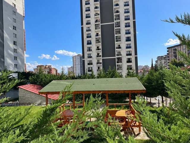 KARTAL YAKACIK DENİZ VE DOĞA MANZARALI KREDİYE UYGUN 3+1 SİTE İÇİ SATILIK DAİRE
