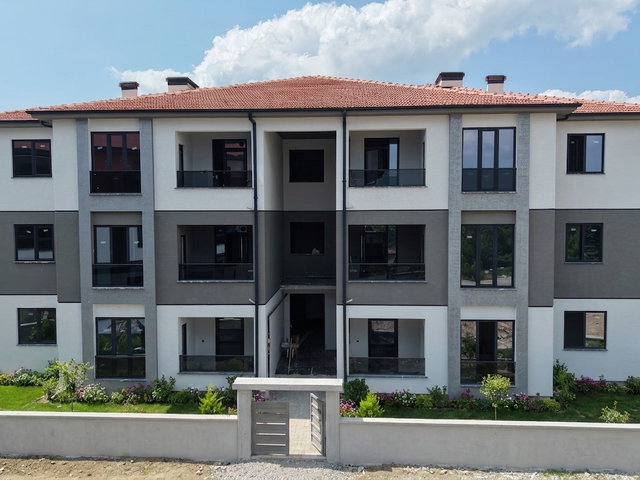 ARİFİYE NEVİYEDE 2+1 BALKONLU 94 M2 YÜKSEK GİRİŞ SIFIR DAİRE