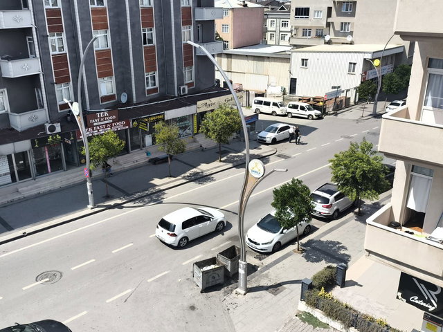 DARICA ANA CADDE ÜZERİNDE KİRALIK DUBLEX DAİRE