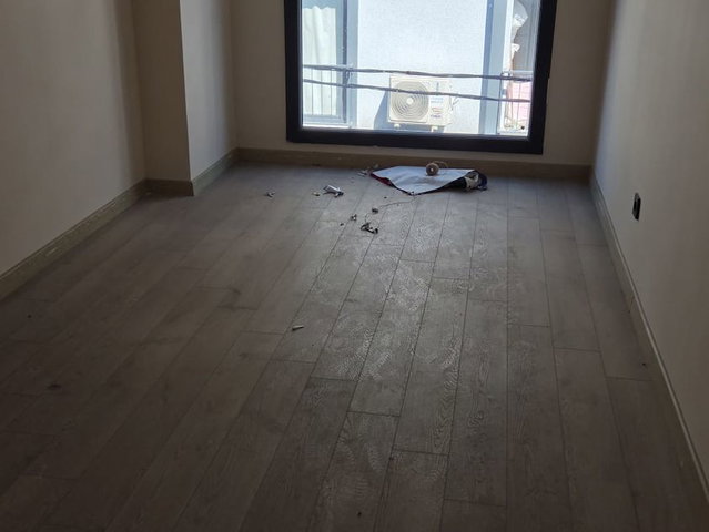 İBB NİN SPOR  VE HAVUZ TESİSLERINE , METRO YA 150 M YAKIN KİRALKK DAİRE