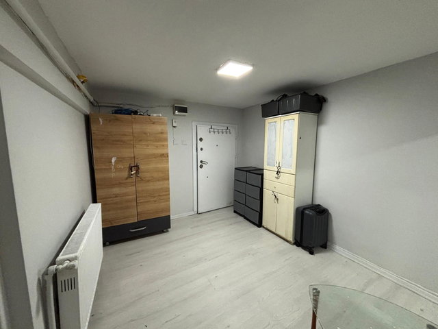 ACIBADEM CADDE VE METRO YAKINI SATILIK BAHÇEKATI DAİRE KİRACISIZ