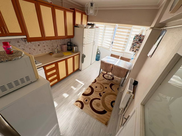 SİNCAN İSTASYON MAHALLESİNDE MERKEZİ KONUMDA FIRSAT 3+1 DAİRE