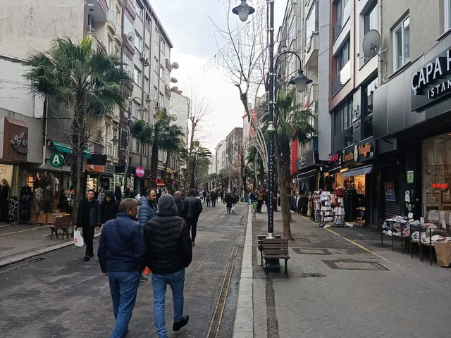 GAZİOSMANPAŞA BAĞLARBAŞI TRAFİĞE KAPALI CADDE  SATILIK 2+1 DAİRE