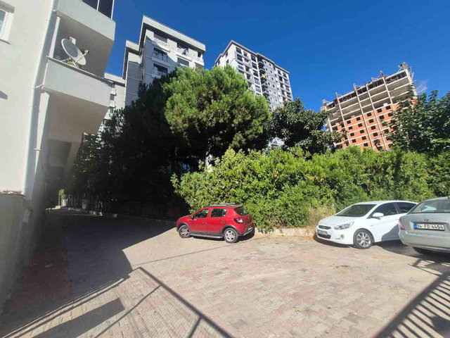 KARTAL HÜRRİYET MAHALLESİ’NDE ŞEHİR & DENİZ MANZARALI | 3+1 | ÇİFT BALKONLU | OTOPARKLI
