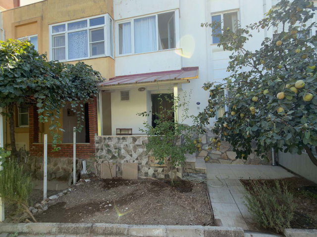 REMAX WE OFİSİNDEN SALİHLERALTI MAVİKÖY SİTESİ'NDE EŞYALI SATILIK VİLLA