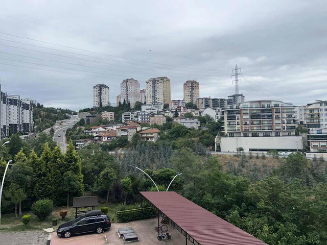 İZMİT AKÇAKENT KONUTLARI 1. ETAPTA KİRALIK 3 + 1 ARA KAT DAİRE
