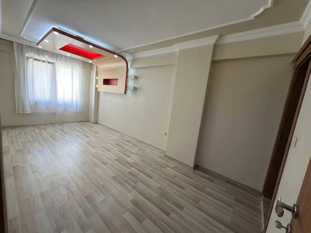MENEMEN ESATPAŞA’DA 3+1  DOĞALGAZ KOMBİLİ KİRALIK DAİRE