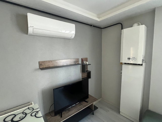LÜLEBURGAZ YILMAZ MAH.'DE EŞYALI, KLİMALI, VE ARA KAT KİRALIK 1+1 DAİRE | YENİ BİNA
