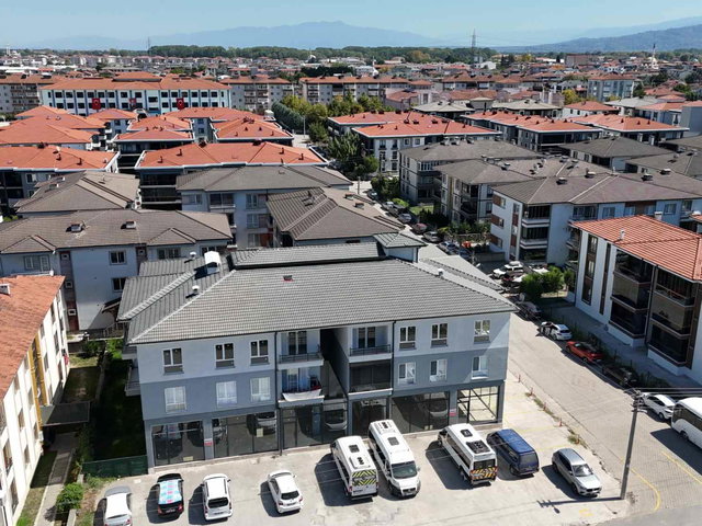 ARIFIYE'DE 103M2 GENIŞ 3+1 ASANSÖRLÜ DAIRE