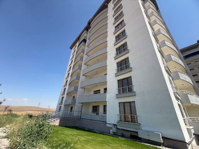 SİNCAN ALCI MAHALLESİ FLORYA PARK SİTESİ KİRALIK 3+1&130M2 1. KAT YAPILI DAİRE (ANKASTRELER DAHİL)