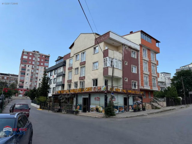 BARIŞ MAHALLESI 3+1 120 M2 KIRALIK ARA KAT DAIRE