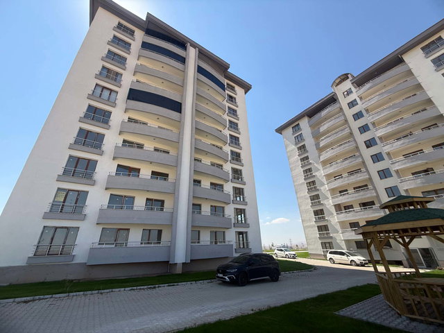 SİNCAN ALCI MAHALLESİ FLORYA PARK SİTESİ KİRALIK 3+1&130M2 5. KAT YAPILI SIFIR DAİRE, YERDEN ISITMA
