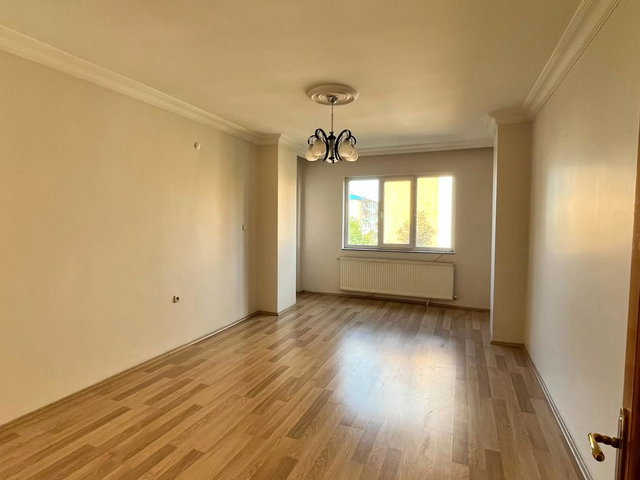 REMAX ARTIS'DEN YENIŞEHIR'DE KIRALIK 3+1 DAIRE
