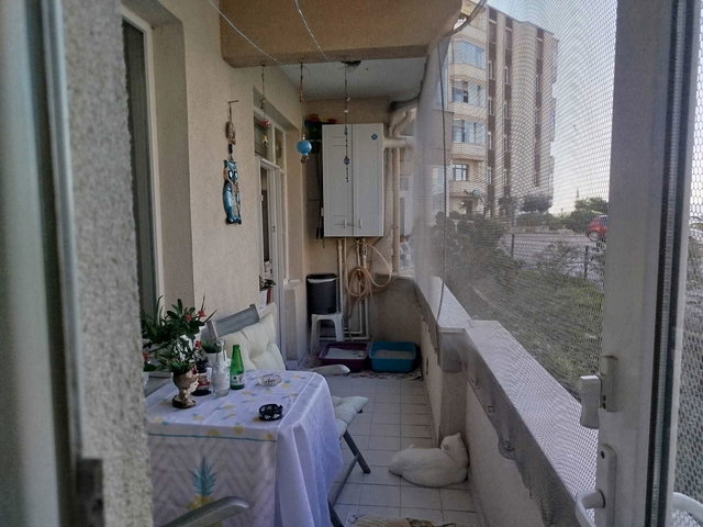 REMAX NATURAL'DAN DEĞİRMENDERE'DE SATILIK İÇİ YAPILI 1+1 DAİRE