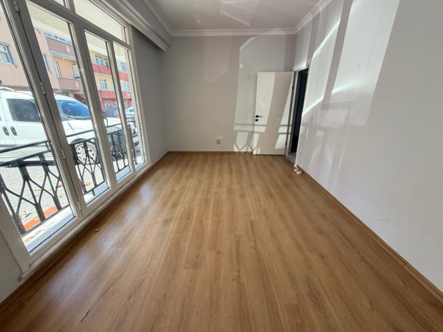 ÜMRANİYE PARSELLER’DE 2024 YAPIM 2+1  BALKONLU | DOĞALGAZ KOMBİLİ