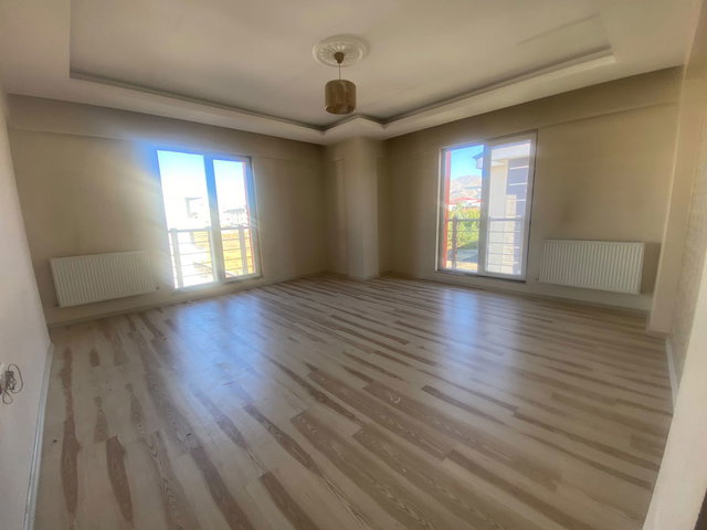 REMAX İLKE'DEN DADAŞKENT'TE 5+1 SATILIK DUBLEKS