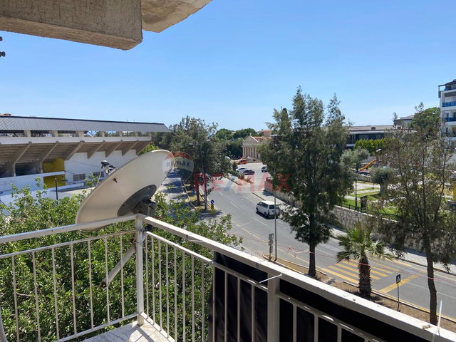 BARIŞ SİTESİNDE EŞYALI KİRALIK DAİRE