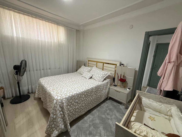 REMAX'TAN MAHMUTBEY MAHALLESINDE SATILIK 2+1 HISSELI DAIRE