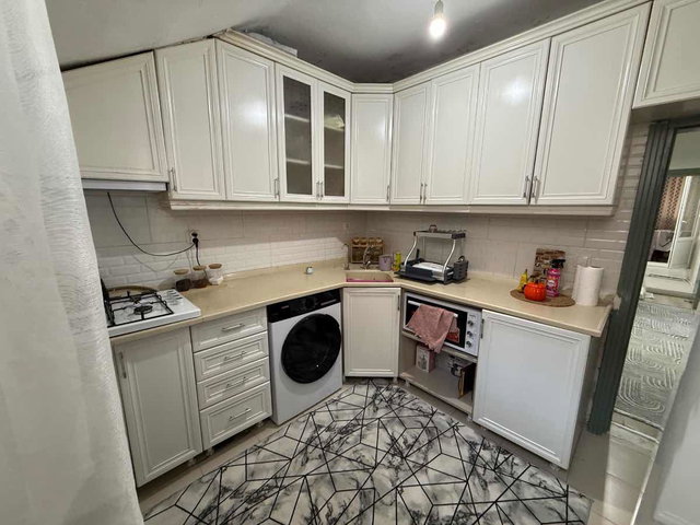 REMAX'TAN MAHMUTBEY MAHALLESINDE SATILIK 2+1 HISSELI DAIRE