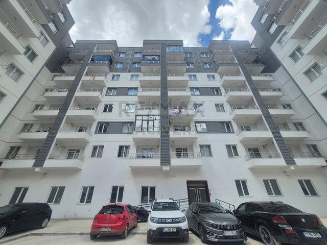 RE/MAX LACİVERT'TEN YILDIZKENT'TE 1+1 KİRALIK DAİRE