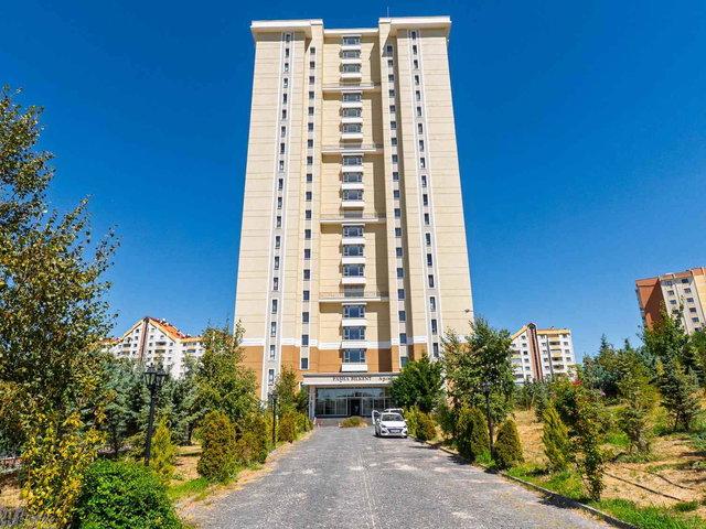 PASHA BİLKENT'TE,  SATILIK  3+1 DAIRE