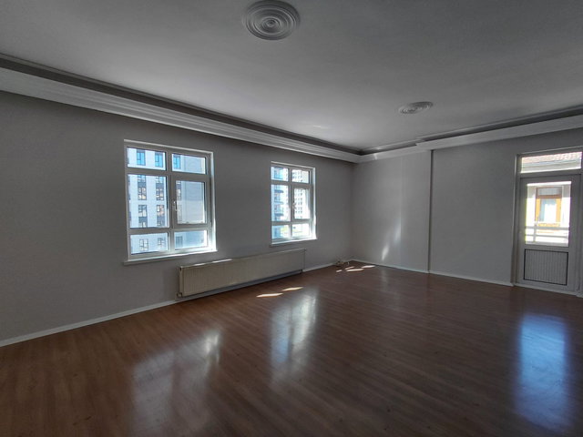 GAZZE CADDESİ ÜZERİNDE SATILIK 5+1 DUBLEX DAİRE