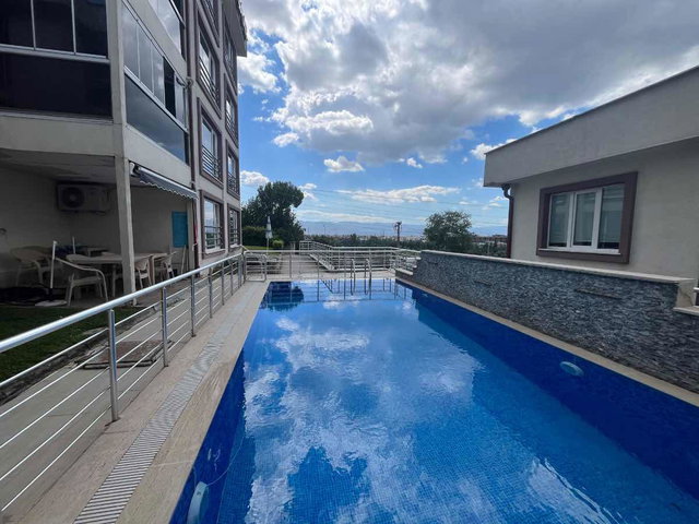 İZMİT KARADENİZLİLER MAHALLESİ 2+1 SİTE İÇİ SATILIK DAİRE