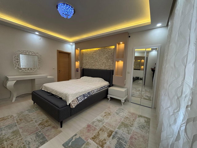 REMAX ARTIS'DEN YILDIZKENT'DE KIRALIK 4+1 DAIRE