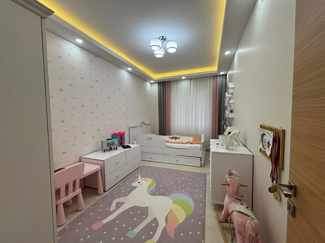 REMAX ARTIS'DEN YILDIZKENT'DE KIRALIK 4+1 DAIRE