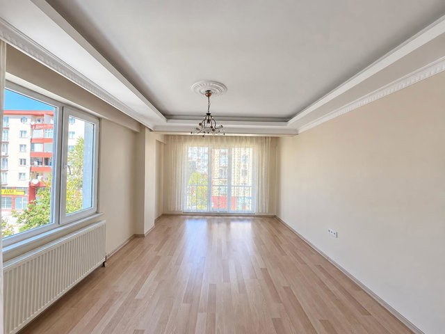 REMAX LAVANDA CUMHURİYET PARKI YANI RUMELİ MAH 2+1 KİRALIK DAİRE