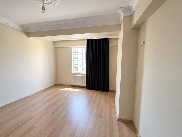 REMAX LAVANDA CUMHURİYET PARKI YANI RUMELİ MAH 2+1 KİRALIK DAİRE