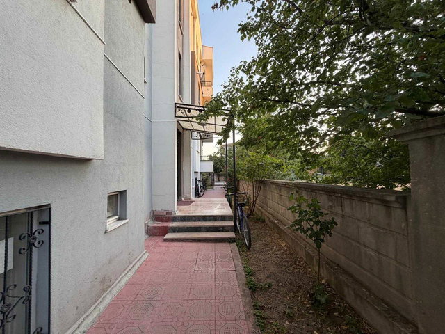 REMAX DEM'DEN MİMAR SİNAN MAH. GENİŞ 2+0 SATILIK DAİRE