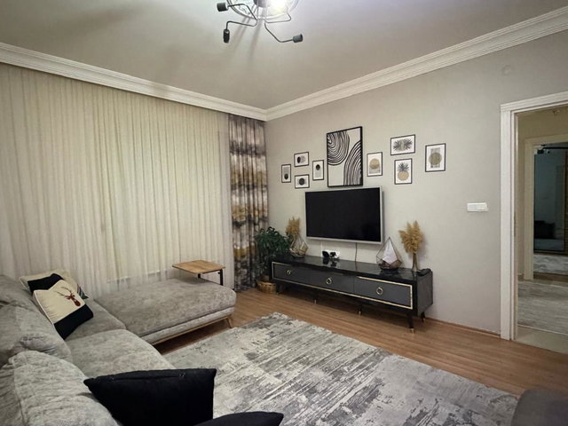 REMAX DEM'DEN MİMAR SİNAN MAH. GENİŞ 2+0 SATILIK DAİRE