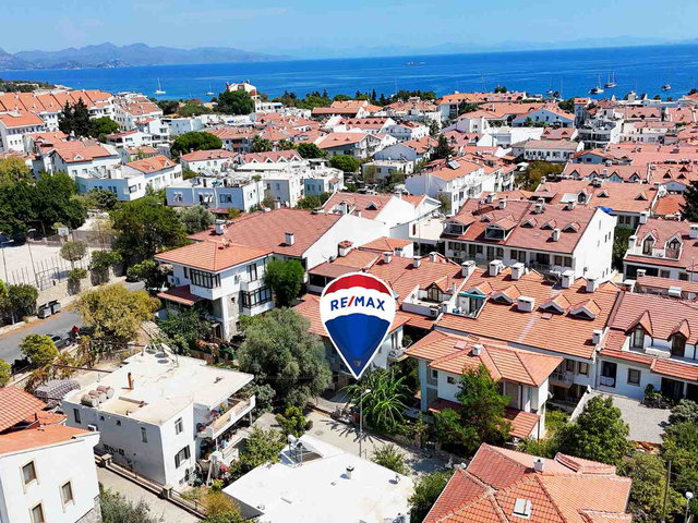 DATÇA TAM MERKEZDE SATILIK BAHÇELI 1+1 DAIRE