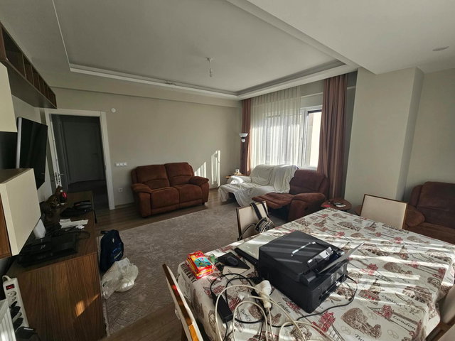 ERENKÖY'DE KİRALIK 3+1 DAİRE
