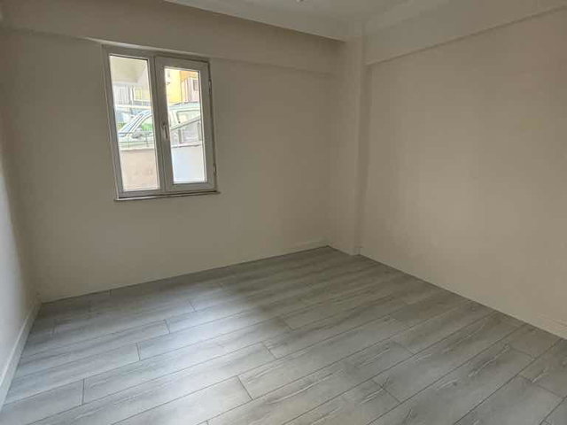 EFELER  MAHALLESİNDE  FULL TADİLATLI BAHÇE KATI 2+1 ÖN CEPHE SATILIK DAİRE