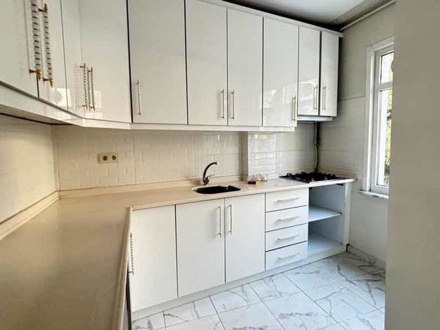 TOPSEVI MAHALLESI KIRALIK 3 + 1 DAIRE