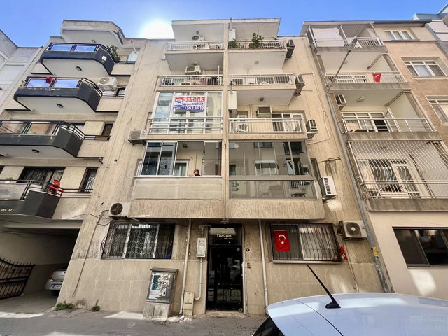 SAYGINNERGİZ TEAM - KARŞIYAKA DONANMACI ARA KAT 3+1 DAİRE
