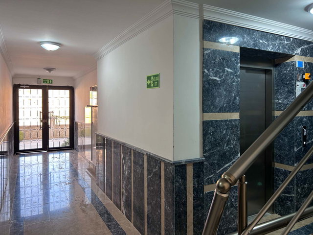 AYVALIK KÜÇÜKKÖY'DE HAVUZLU SITEDE SATILIK 3+1 DAIRE