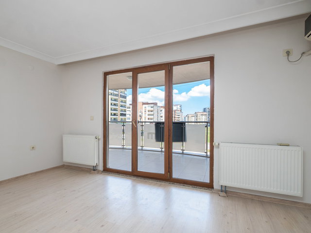 REMAX ADVANTAGE ARZU AKSARAY'DAN FORELIEVLER 3'TE KIRALIK 3+1 DAIRE