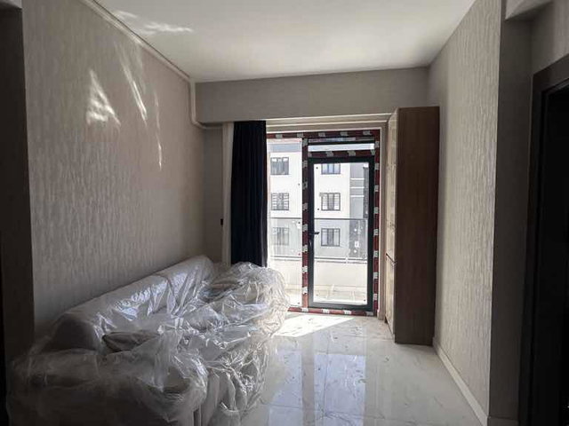 UYDUKENT SELÇUKLU CADDE ÜZERİ EŞYALI KİRALIK 2+1 DAİRE
