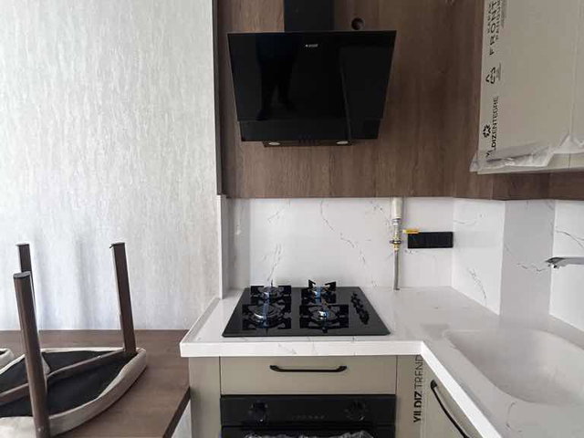 UYDUKENT SELÇUKLU CADDE ÜZERİ EŞYALI KİRALIK 2+1 DAİRE